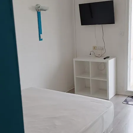 Cap6 4 Personnes Apartment *